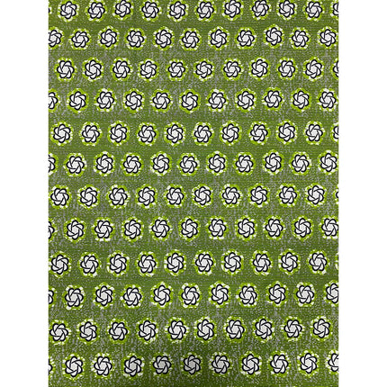 Durable Dutch Wax Print Fabric for African Traditional Attire with 100% Polyester and Various Geometric Patterns